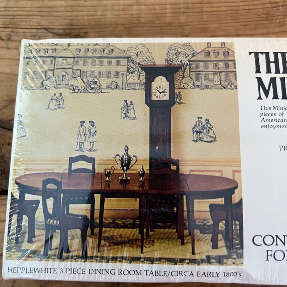 The house of miniatures Hepplewhite dining table dollhouse furniture NIB - Picture 2 of 4